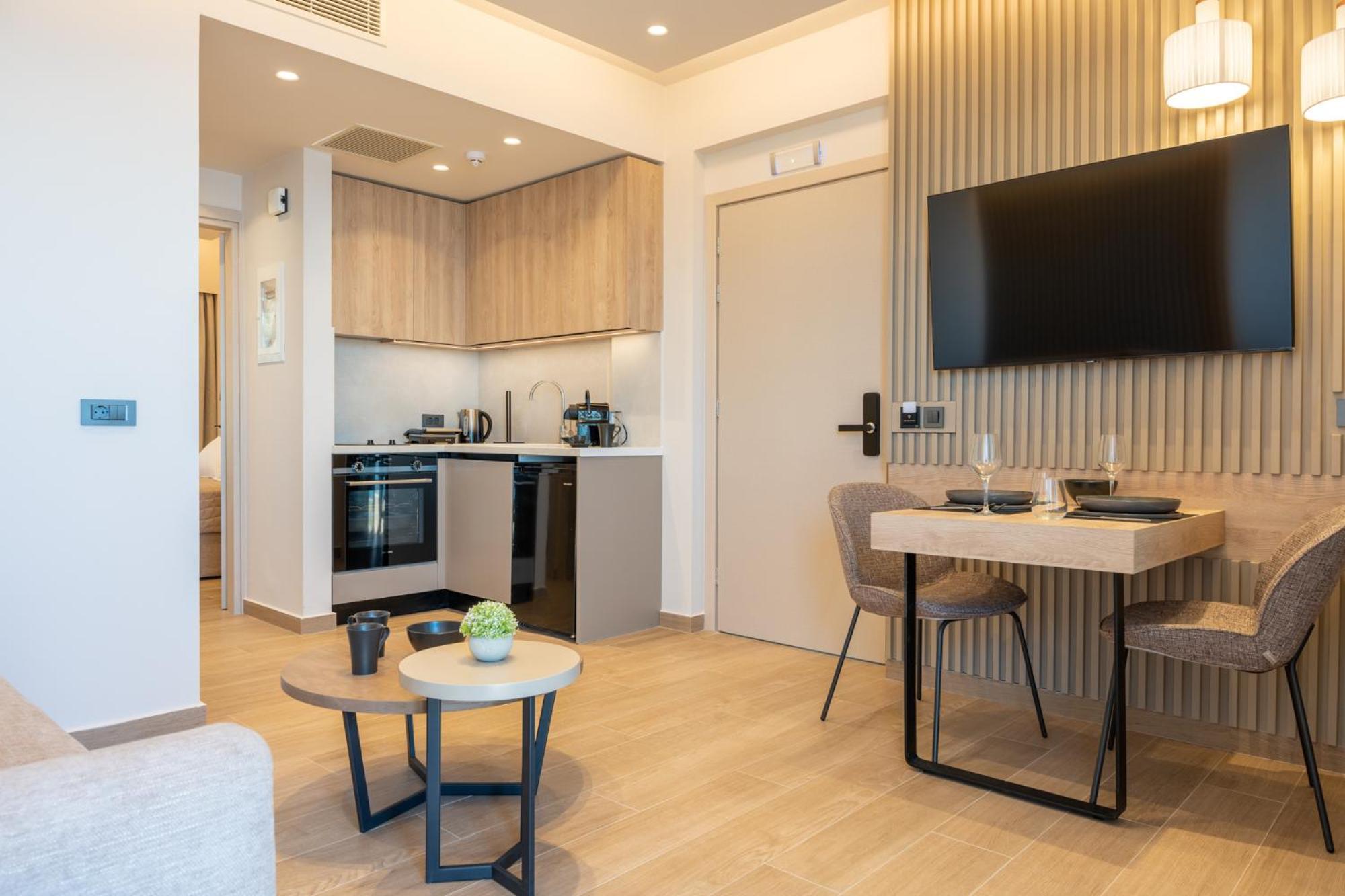 Esthisea Suites 칼라마타 외부 사진